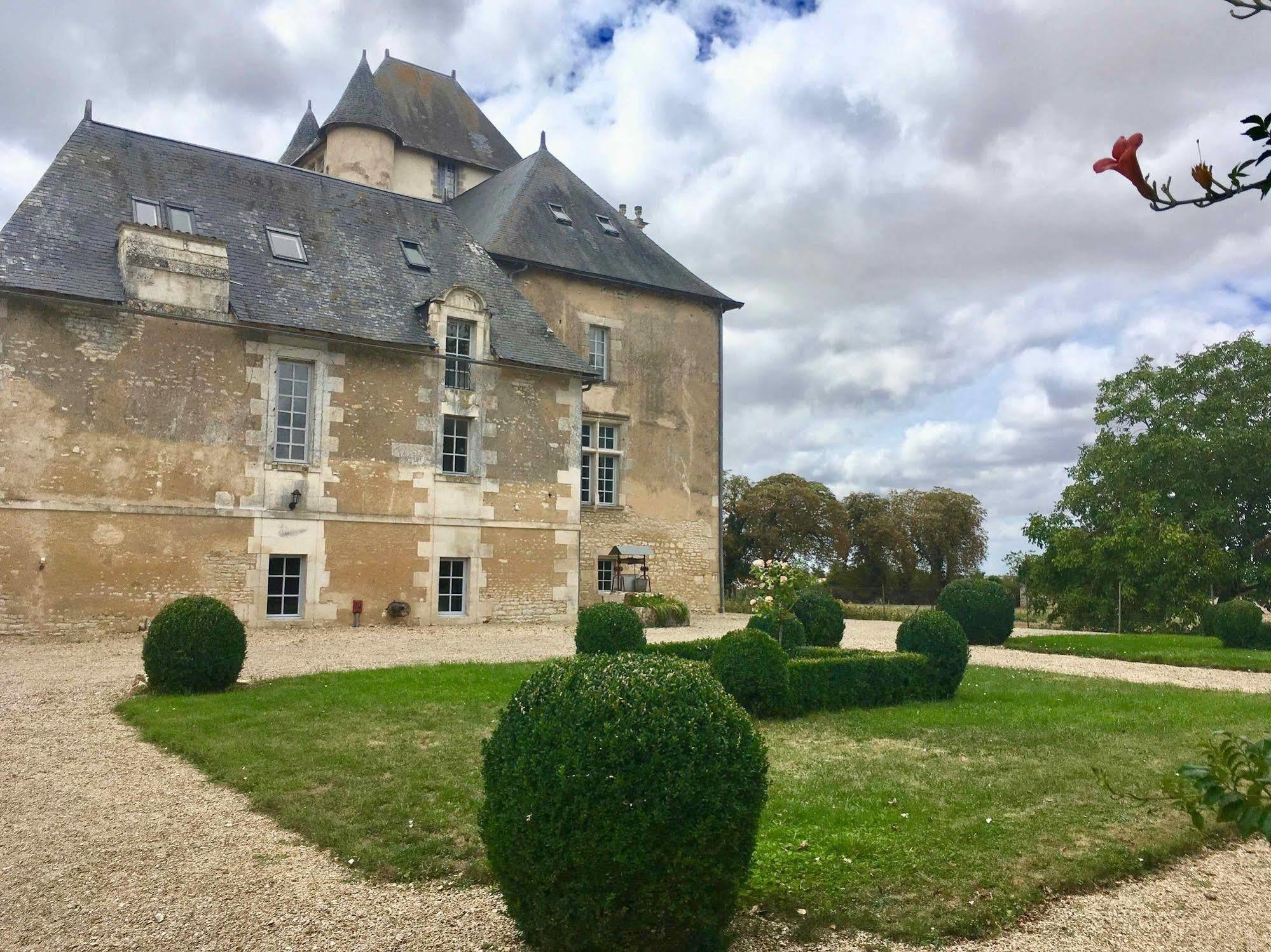 Chateau D'Avanton Exterior photo